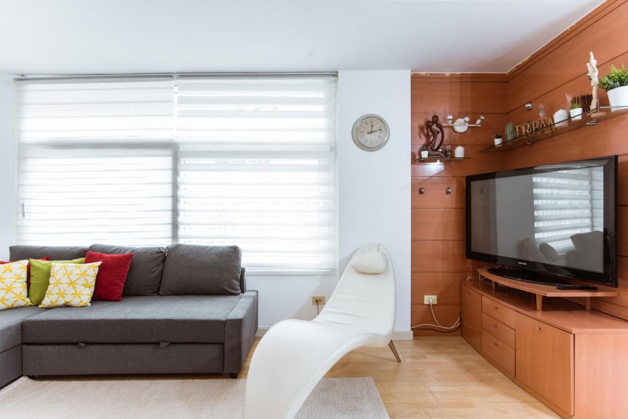 Two Bedroom Townhouse Within 10Min Walk From Beach Барселона Екстер'єр фото