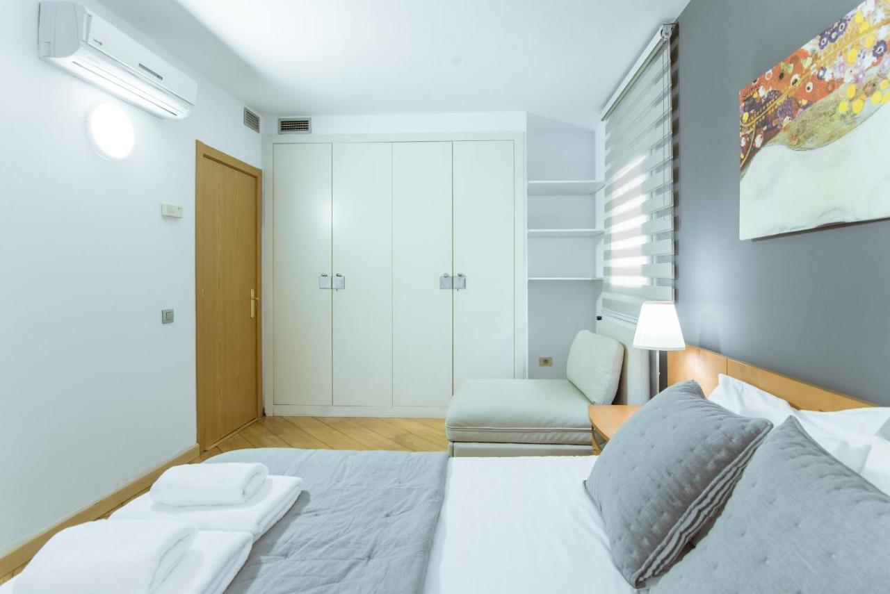 Two Bedroom Townhouse Within 10Min Walk From Beach Барселона Екстер'єр фото